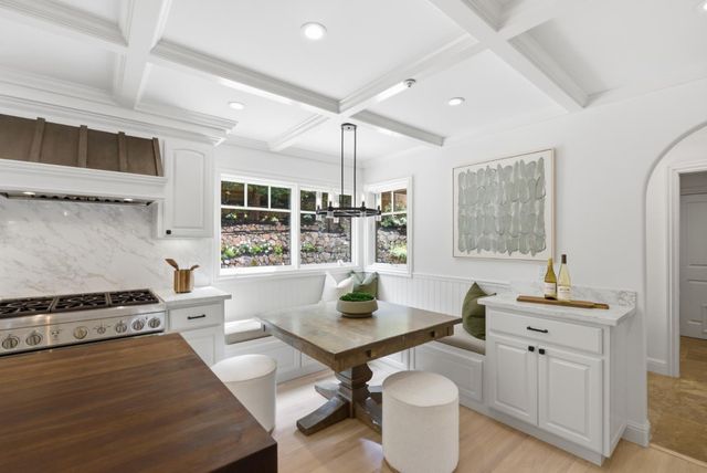 207 Edgehill Drive, San Carlos, CA 94070