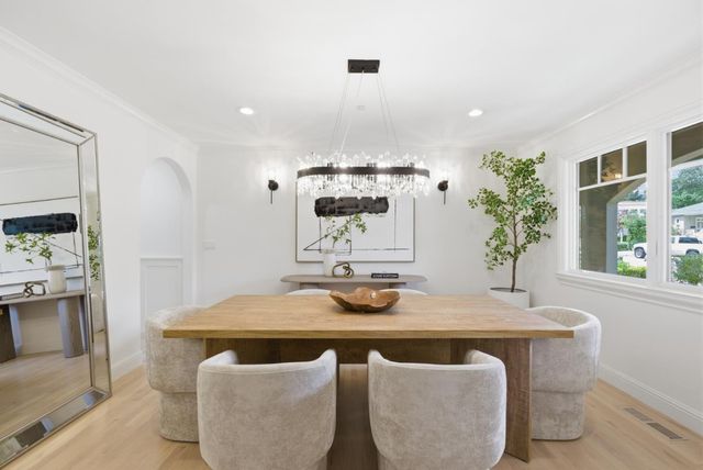 207 Edgehill Drive, San Carlos, CA 94070