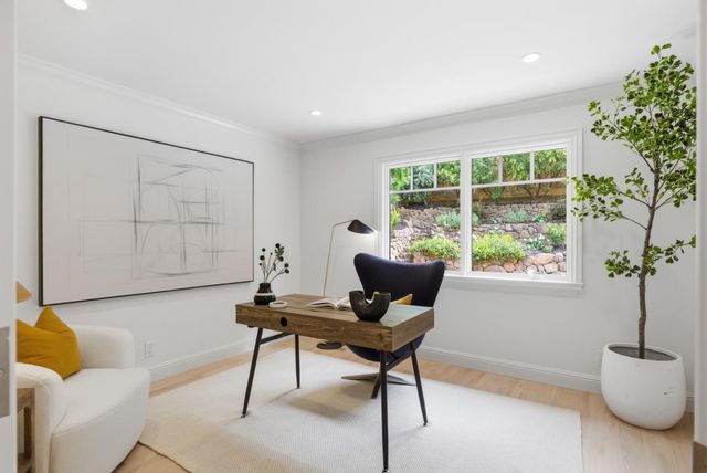 207 Edgehill Drive, San Carlos, CA 94070