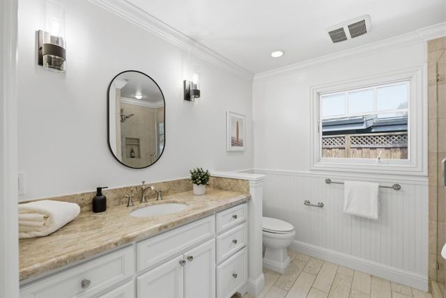 207 Edgehill Drive, San Carlos, CA 94070