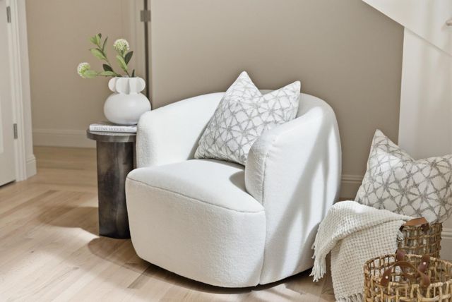 207 Edgehill Drive, San Carlos, CA 94070