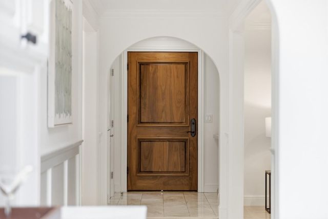 207 Edgehill Drive, San Carlos, CA 94070