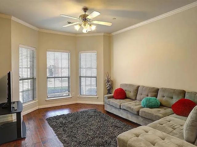 575 S VIRGINIA HILLS Drive 1803, Mckinney, TX 75072