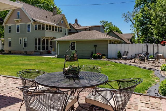 126 Jefferson Avenue, Janesville, WI 53545