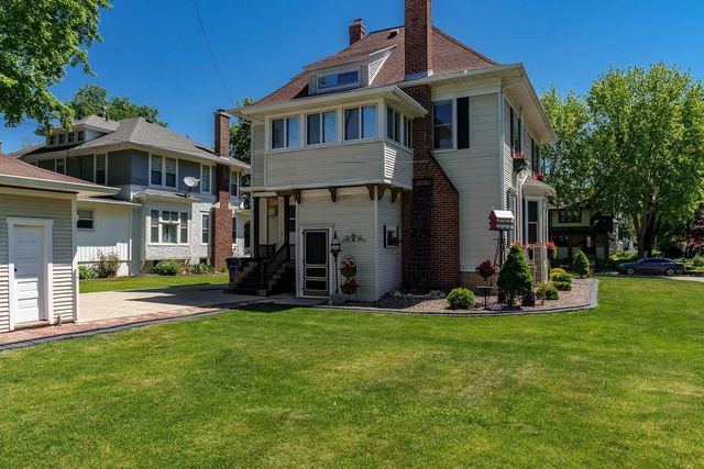 126 Jefferson Avenue, Janesville, WI 53545