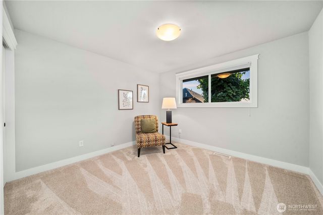 28601 13th Avenue S, Federal Way, WA 98003