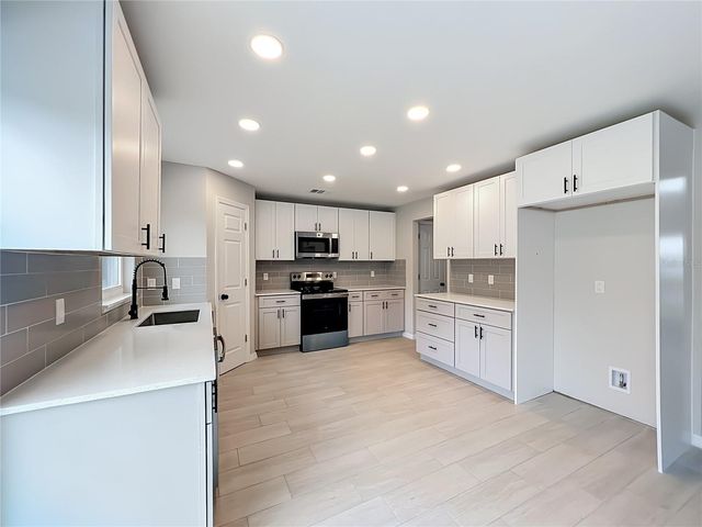 5039 OAK TOURS DRIVE, Edgewood, FL 32839
