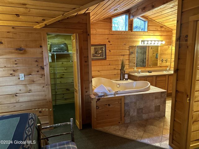 3210 Lake Shore Drive #27 Interval 2, Lake George, NY 12845
