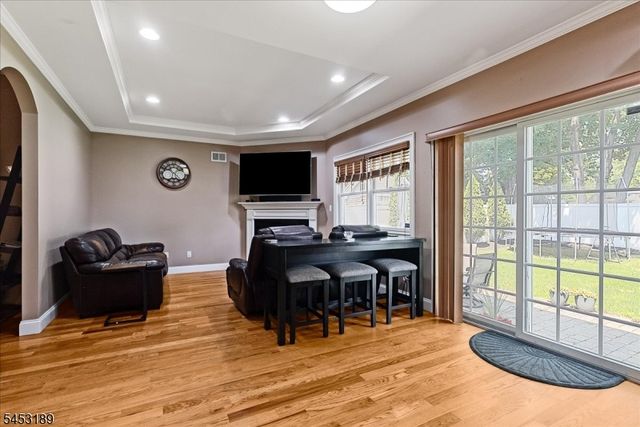 308 N Scotch Plains Ave, Westfield Town, NJ 07090