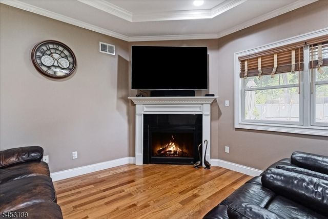 308 N Scotch Plains Ave, Westfield Town, NJ 07090