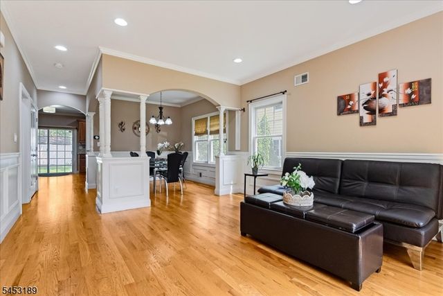 308 N Scotch Plains Ave, Westfield Town, NJ 07090