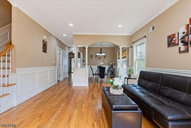 308 N Scotch Plains Ave, Westfield Town, NJ 07090
