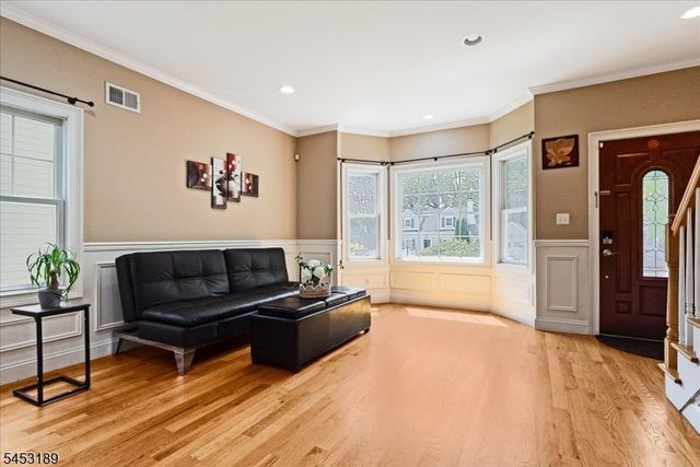 308 N Scotch Plains Ave, Westfield Town, NJ 07090