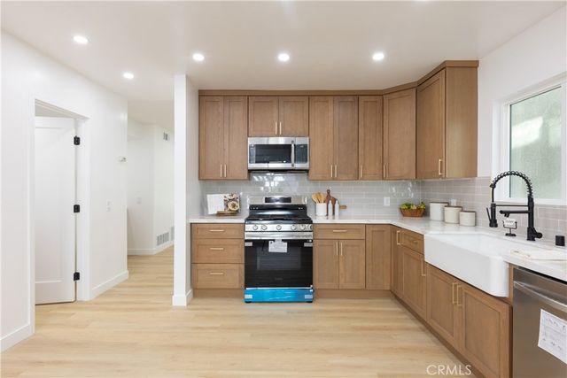 339 Winslow Avenue, Long Beach, CA 90814