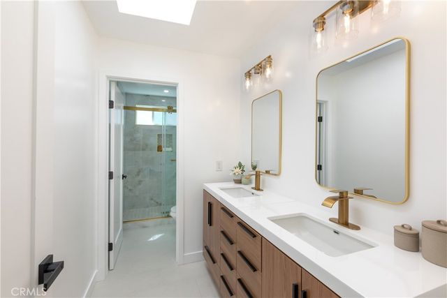 339 Winslow Avenue, Long Beach, CA 90814