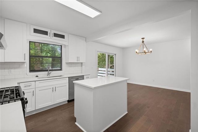 2648 Smoke House Place SW, Marietta, GA 30064