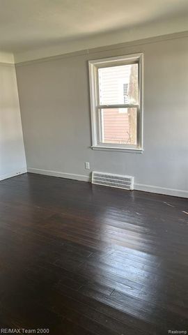 12096 Rossiter Street, Detroit, MI 48224