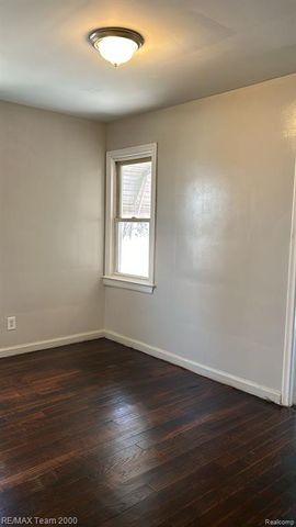 12096 Rossiter Street, Detroit, MI 48224