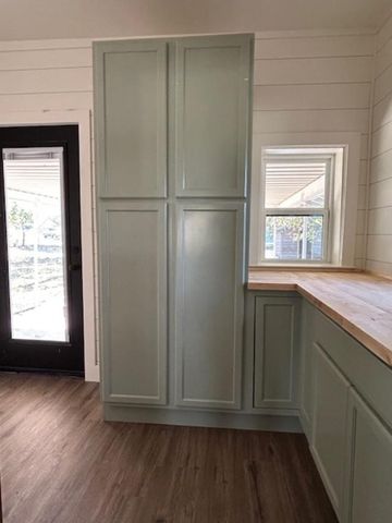 415 W Walnut Street, Whitewright, TX 75491