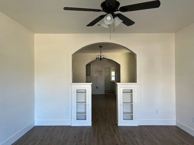 415 W Walnut Street, Whitewright, TX 75491