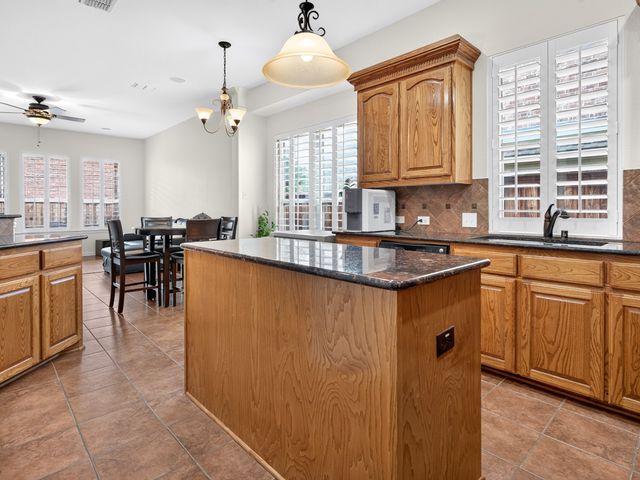 3078 Camden Bluff Road, Frisco, TX 75034