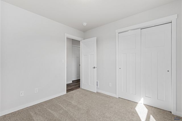 413 HENRY POTTER RD, Box Elder, SD 57719