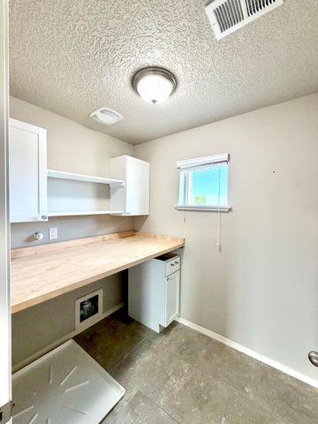 2707 Full Moon Court NE, Rio Rancho, NM 87144