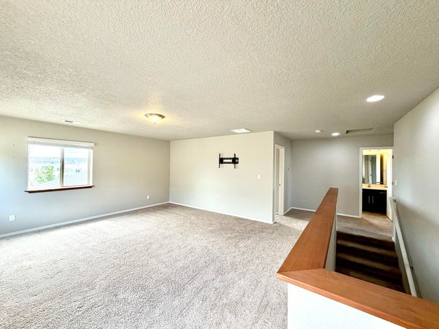 2707 Full Moon Court NE, Rio Rancho, NM 87144