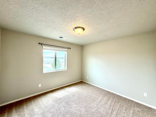 2707 Full Moon Court NE, Rio Rancho, NM 87144