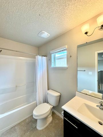 2707 Full Moon Court NE, Rio Rancho, NM 87144