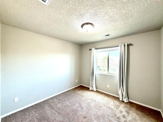 2707 Full Moon Court NE, Rio Rancho, NM 87144