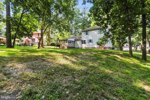 141 OAK HILLS DR, Hanover, PA 17331