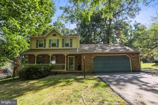141 OAK HILLS DR, Hanover, PA 17331