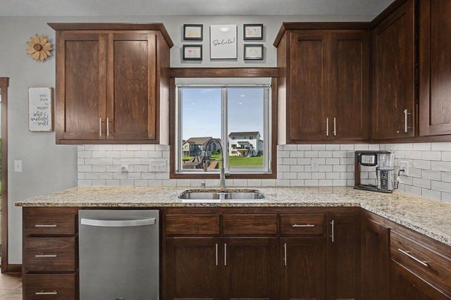9847 Jordan Avenue NE, Hanover, MN 55341