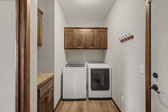 9847 Jordan Avenue NE, Hanover, MN 55341