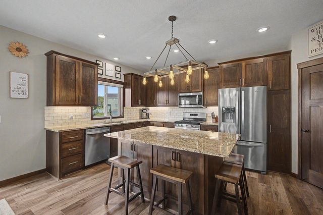 9847 Jordan Avenue NE, Hanover, MN 55341