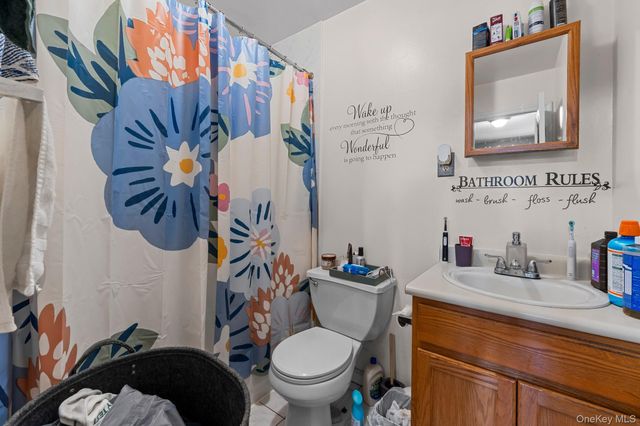 1076 Gipson Street, Far Rockaway, NY 11691