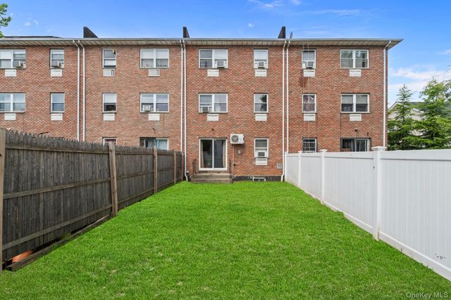 1076 Gipson Street, Far Rockaway, NY 11691