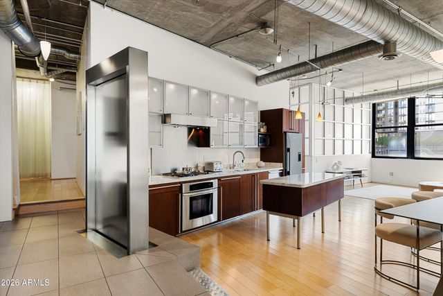 21 E 6TH Street 510, Tempe, AZ 85281