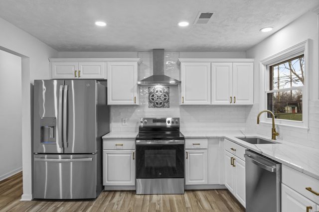 122 Pandy Street, Versailles, KY 40383