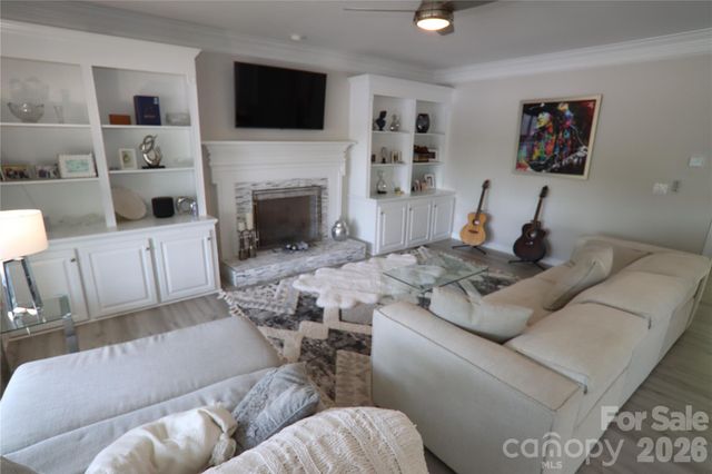 15537 Northstone Drive, Huntersville, NC 28078