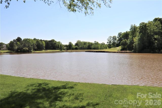 15537 Northstone Drive, Huntersville, NC 28078