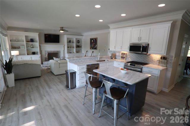 15537 Northstone Drive, Huntersville, NC 28078