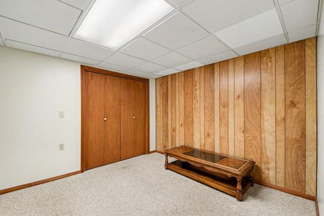 7486 Pine Grove Drive, Jenison, MI 49428