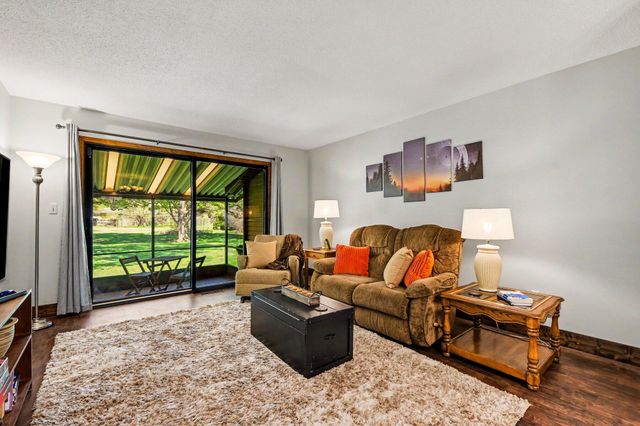 7486 Pine Grove Drive, Jenison, MI 49428