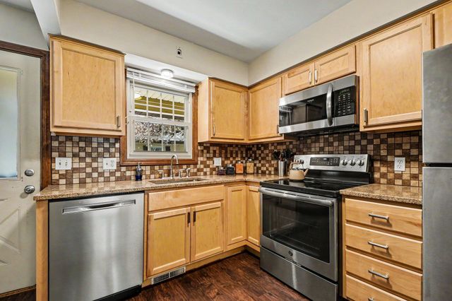 7486 Pine Grove Drive, Jenison, MI 49428