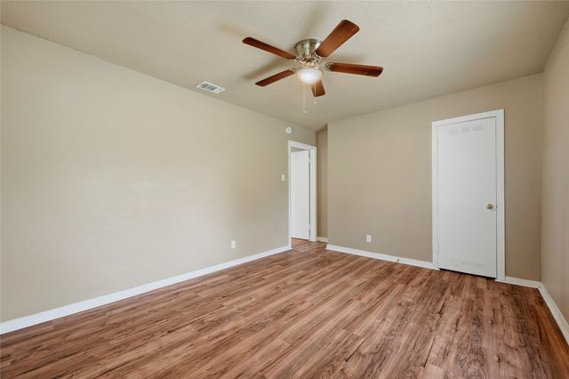 1701 W Elm Street, Denison, TX 75020