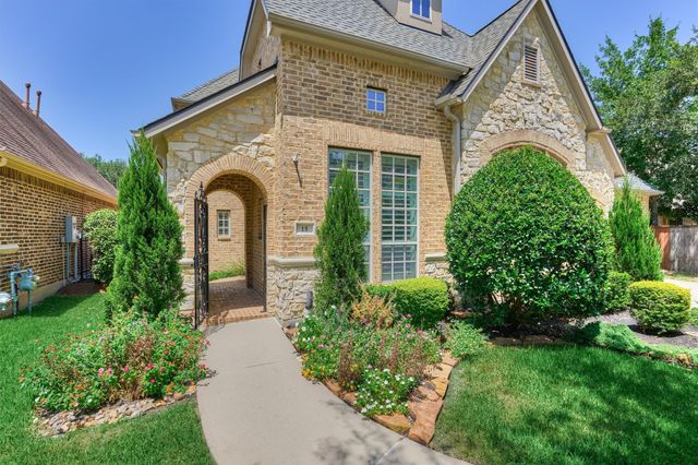 15 Ramey Heights Court, The Woodlands, TX 77381