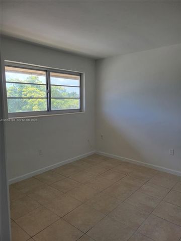 3881 W Flagler St 305, Miami, FL 33134