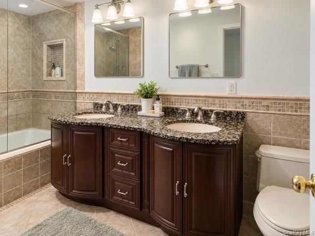 3001 Canterbury Way, Mount Kisco, NY 10549